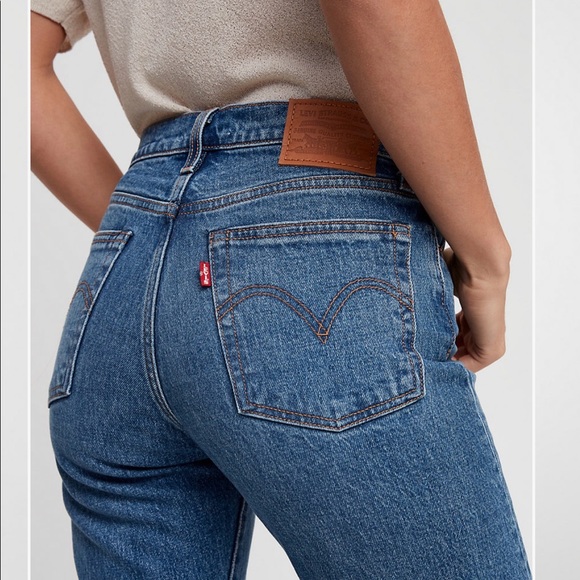 Levi’s Wedgie Straight Jeans - Picture 1 of 7